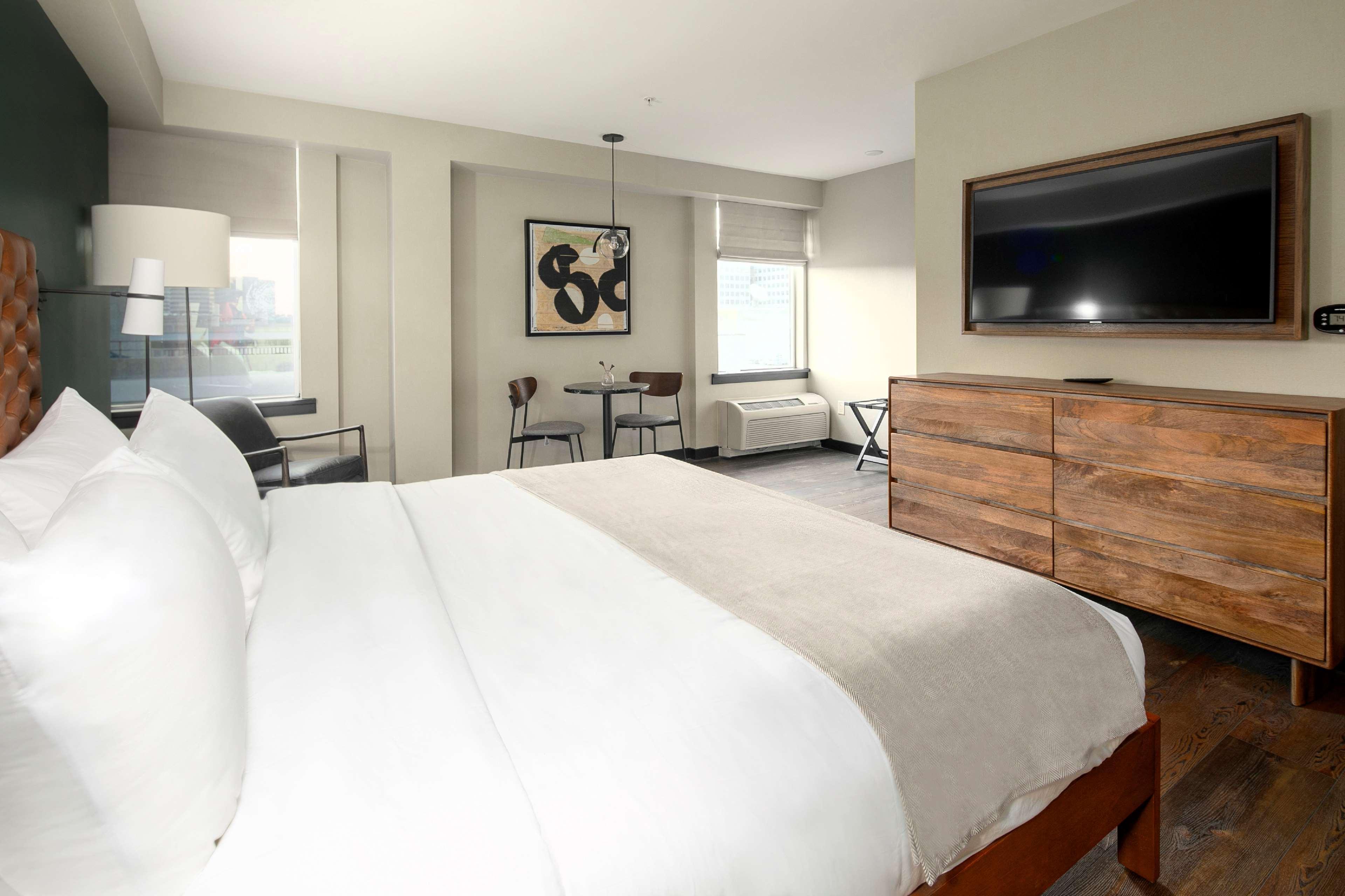 Hotel The Lloyd Stamford, Tapestry Collection By Hilton Exterior foto